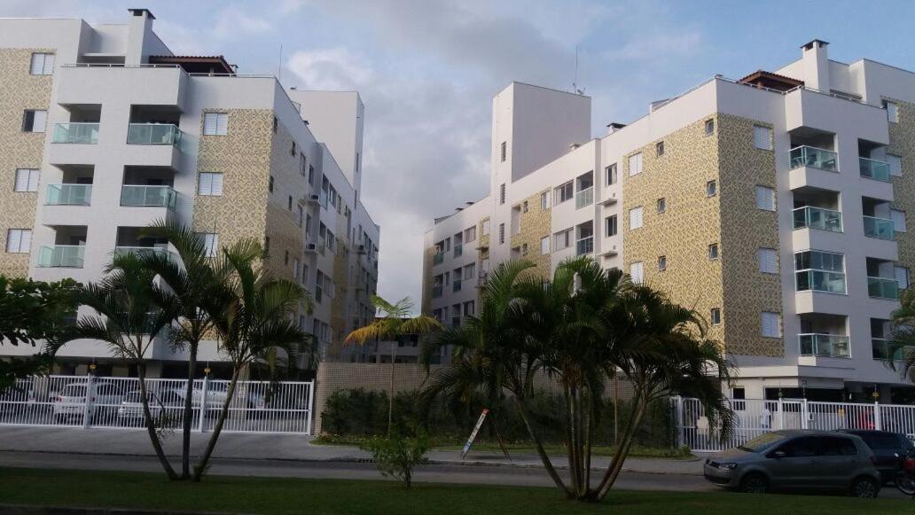 Apartamento Com Lazer Completo อูบาตูบา ภายนอก รูปภาพ